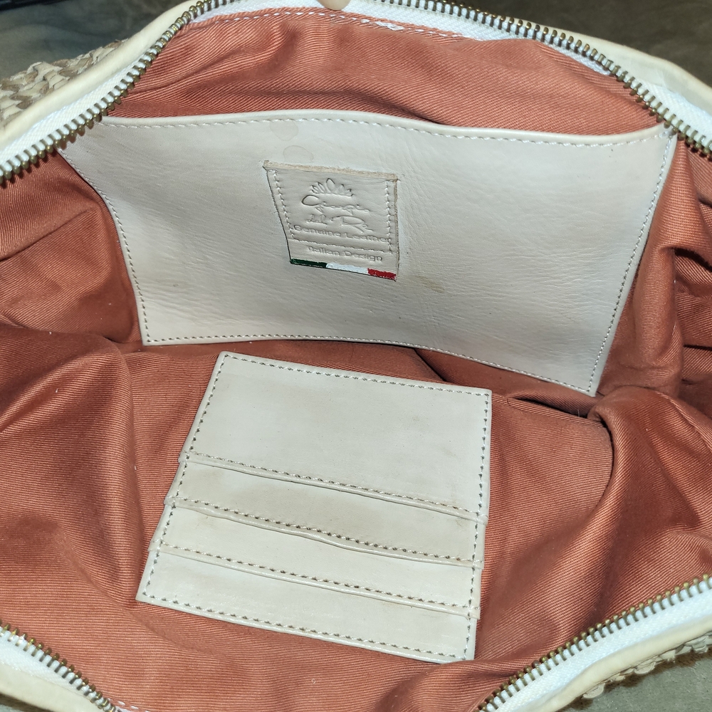 Vintage Elegant Cream Leather Italian Shoulder Bag